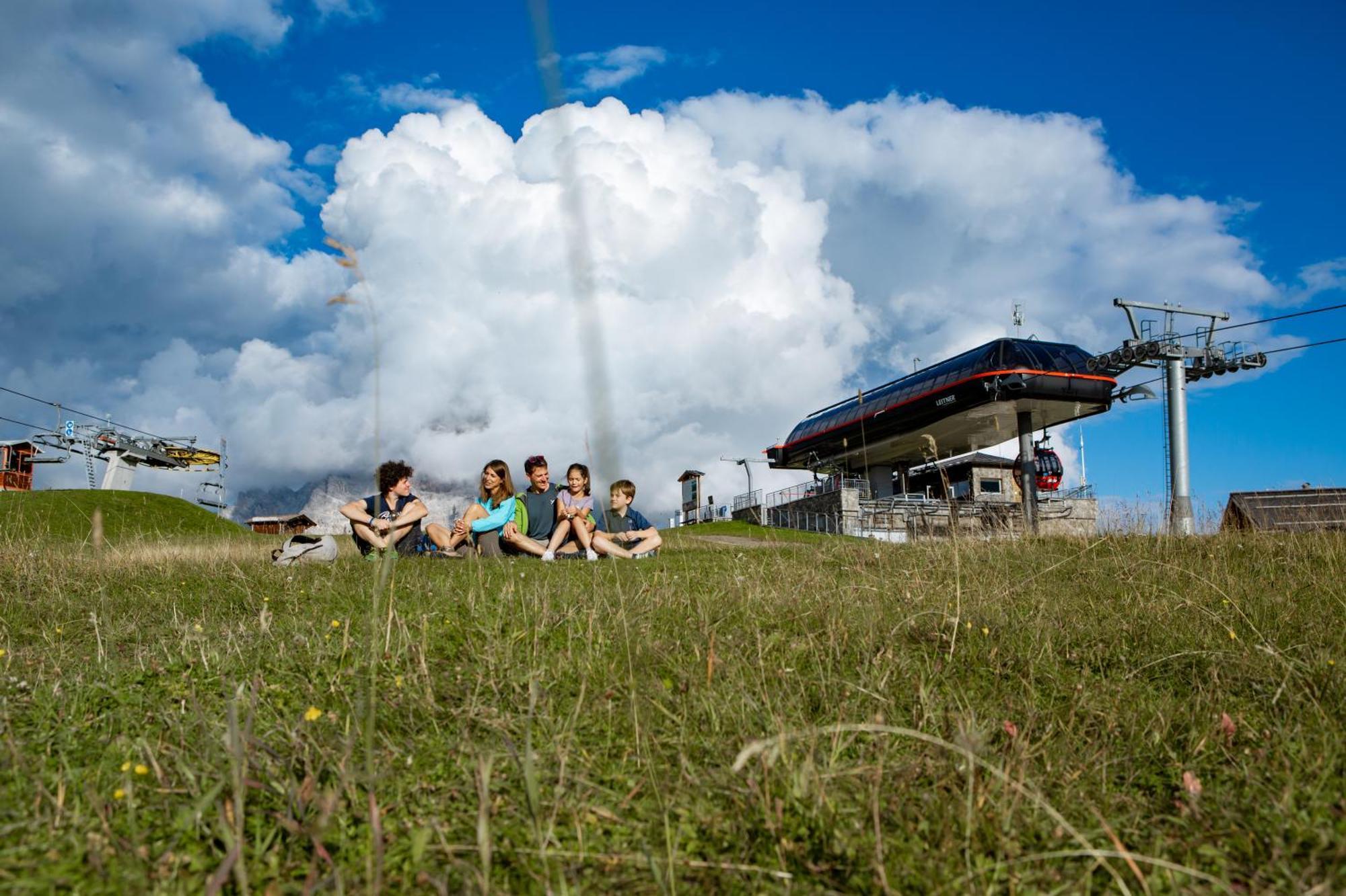 Naturae Lodge Wellness & Spa Alleghe Exterior photo